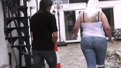 Chubby gf clip with graceful lovebird from BBW Pickup