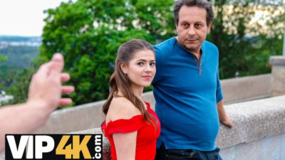 Pick up sex with flirtatious Serina Gomez from Hunt4k