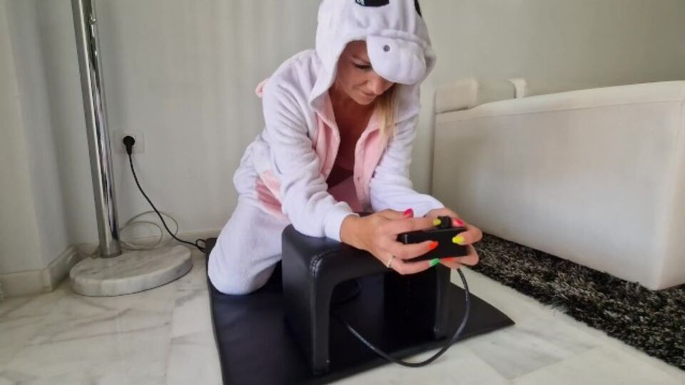LC's real unicorn clip Free Porn Videos | BestPornHubs.