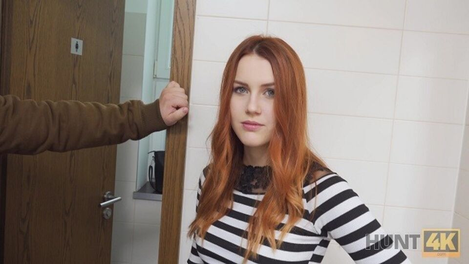 Charlie's toilet xxx Free Porn Videos | BestPornHubs.