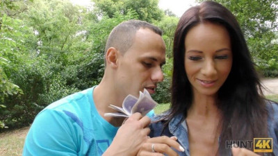 Elegant cutie - cuckold smut - Hunt4k