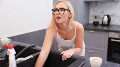 Stuck 4k featuring Jenny Wild's ass licking trailer