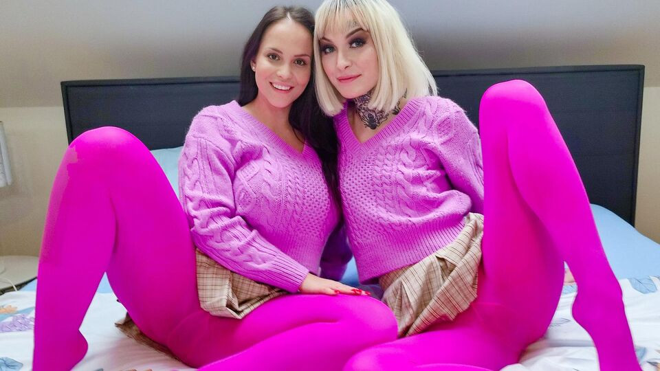 Glamorous Jennifer Mendez and Tabitha Poison at long legs action Free Porn Videos | BestPornHubs.