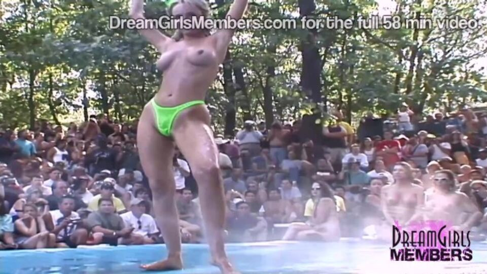 DreamGirls Members featuring love's flashing porn Free Porn Videos | BestPornHubs.