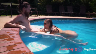 Natural porn with enticing SexyHippies from Verified Amateurs