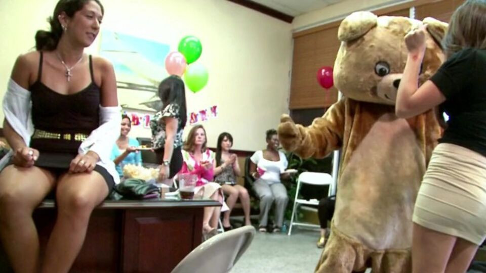 Sasha Foxxx's fun porn by Dancing Bear Free Porn Videos | BestPornHubs.