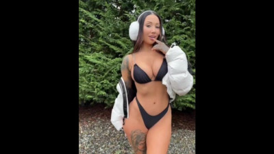 Watch extravagant Willlow Harper's sex
