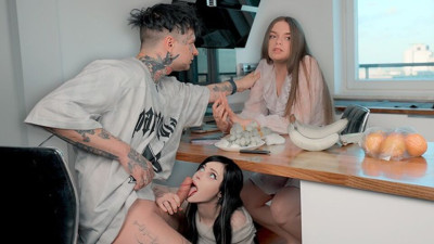 Adroit pinkloving's 2 girls 1 guy smut