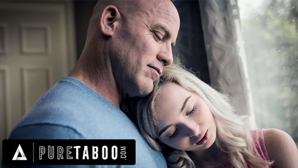 Derrick Pierce and Lexi Lore's cum on pussy scene by Pure Taboo Free Porn Videos | BestPornHubs.