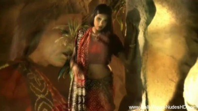 Solo female smut with smiling chickfriend from Bollywood Nudes HD