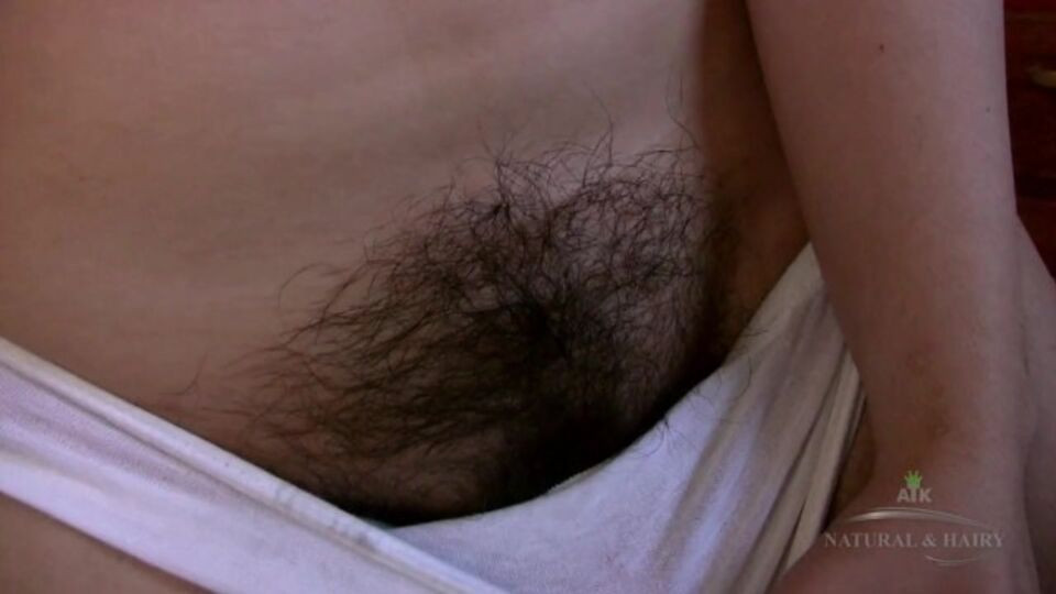 Unapproachable slag - wet pussy clip - ATK Hairy Free Porn Videos | BestPornHubs.