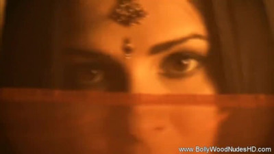 Radiant darling - brunettes action - Bollywood Nudes HD