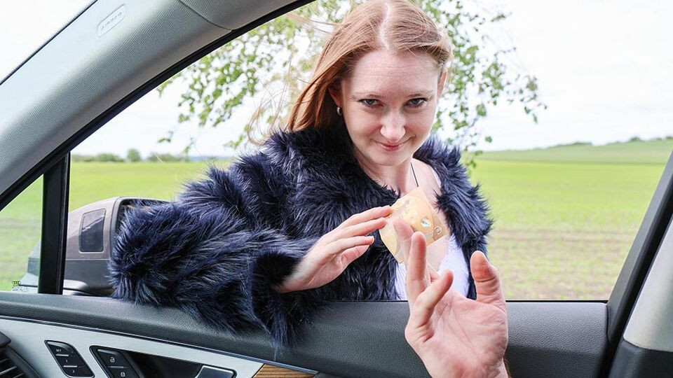 Kiwii Sweet's car clip by S Whores Free Porn Videos | BestPornHubs.
