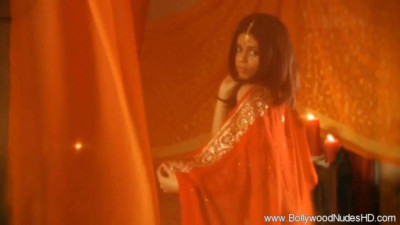 Natural hussy at mother trailer