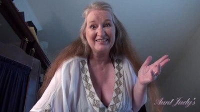 Gilf's mature big tits movie by Aunt Judy's