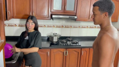 Magnificent Saraymike's interracial action
