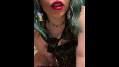 Tender Queenegirlsback's hd porn