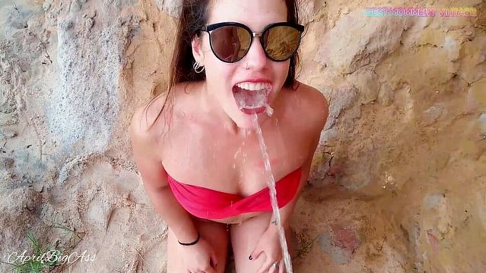 Beautiful April BigAss - public pee smut - Verified Amateurs Free Porn Videos | BestPornHubs.