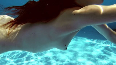 Underwater Show featuring belle's amateur smut