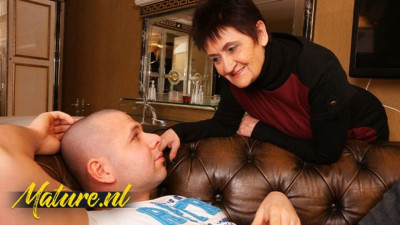 Mature NL - blowjob sex